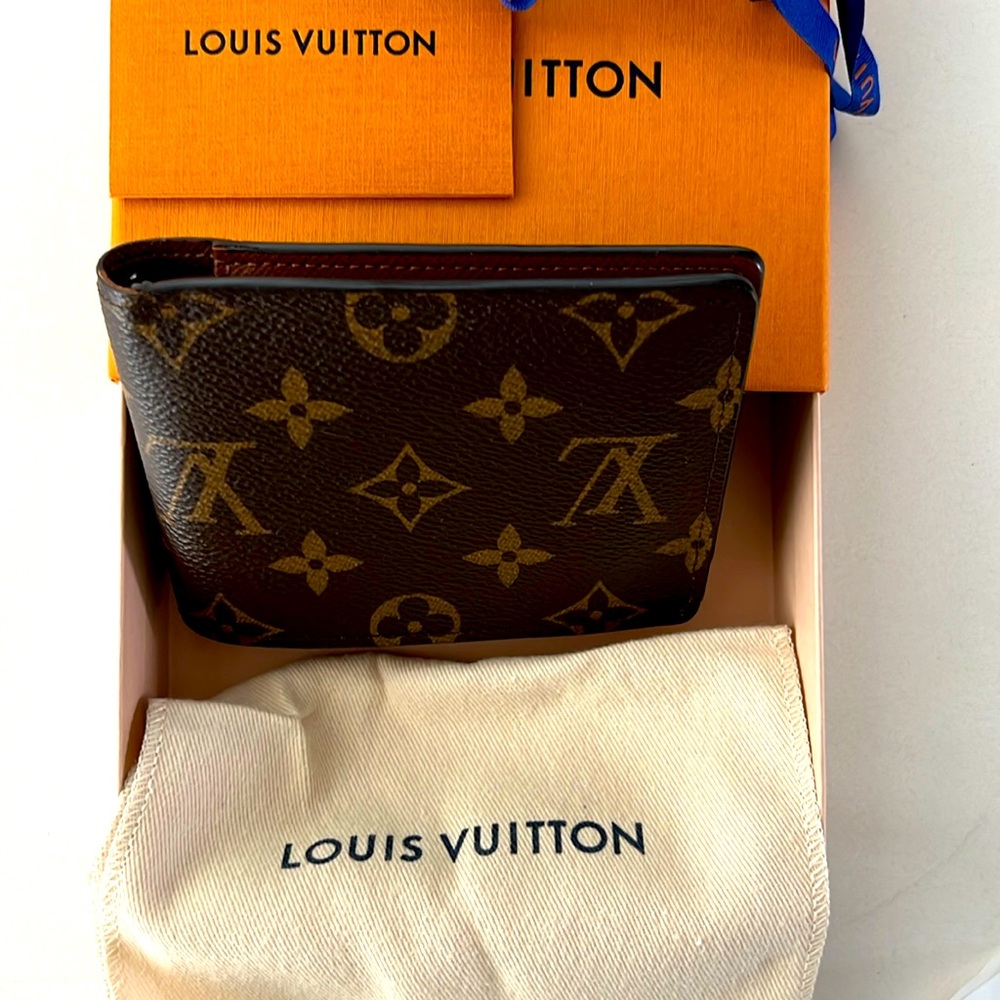 Louis Vuitton Mens Wallet